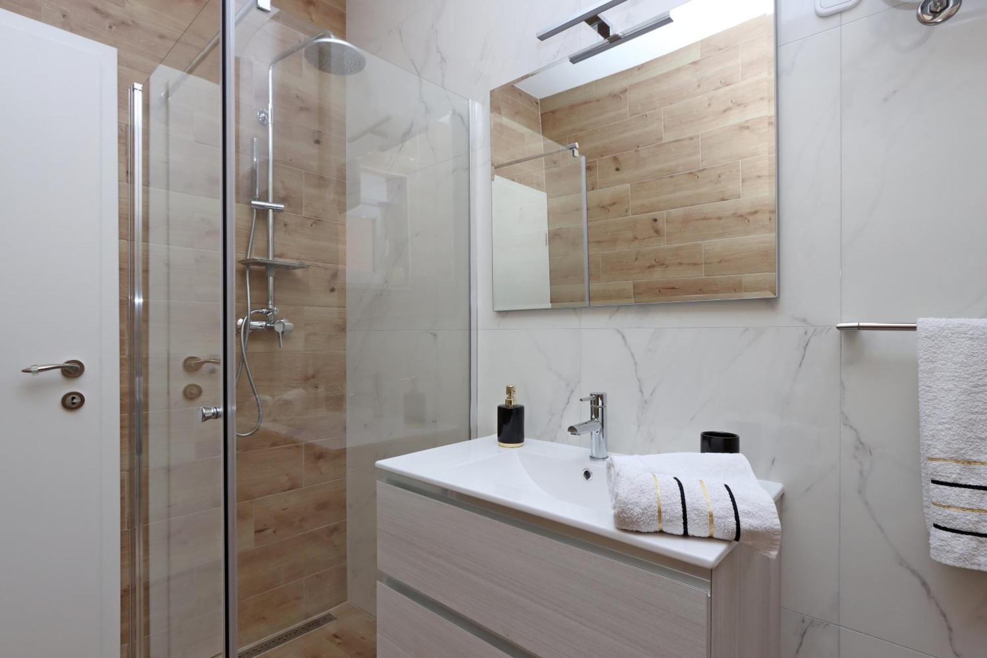 Seaside Apartments With A Swimming Pool Pag - 6412 파그 객실 사진